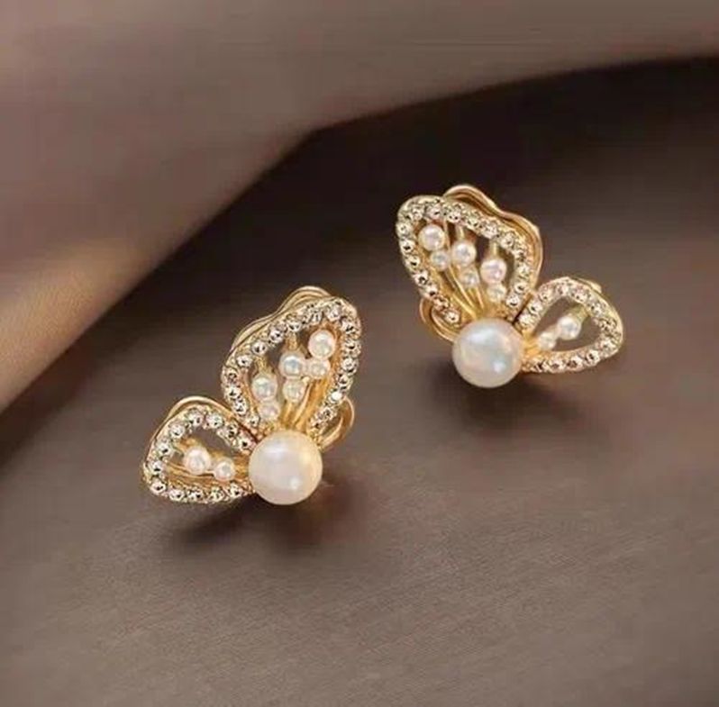 Luxurious Butterfly Studded Earring - Crystal Accent Jewelry